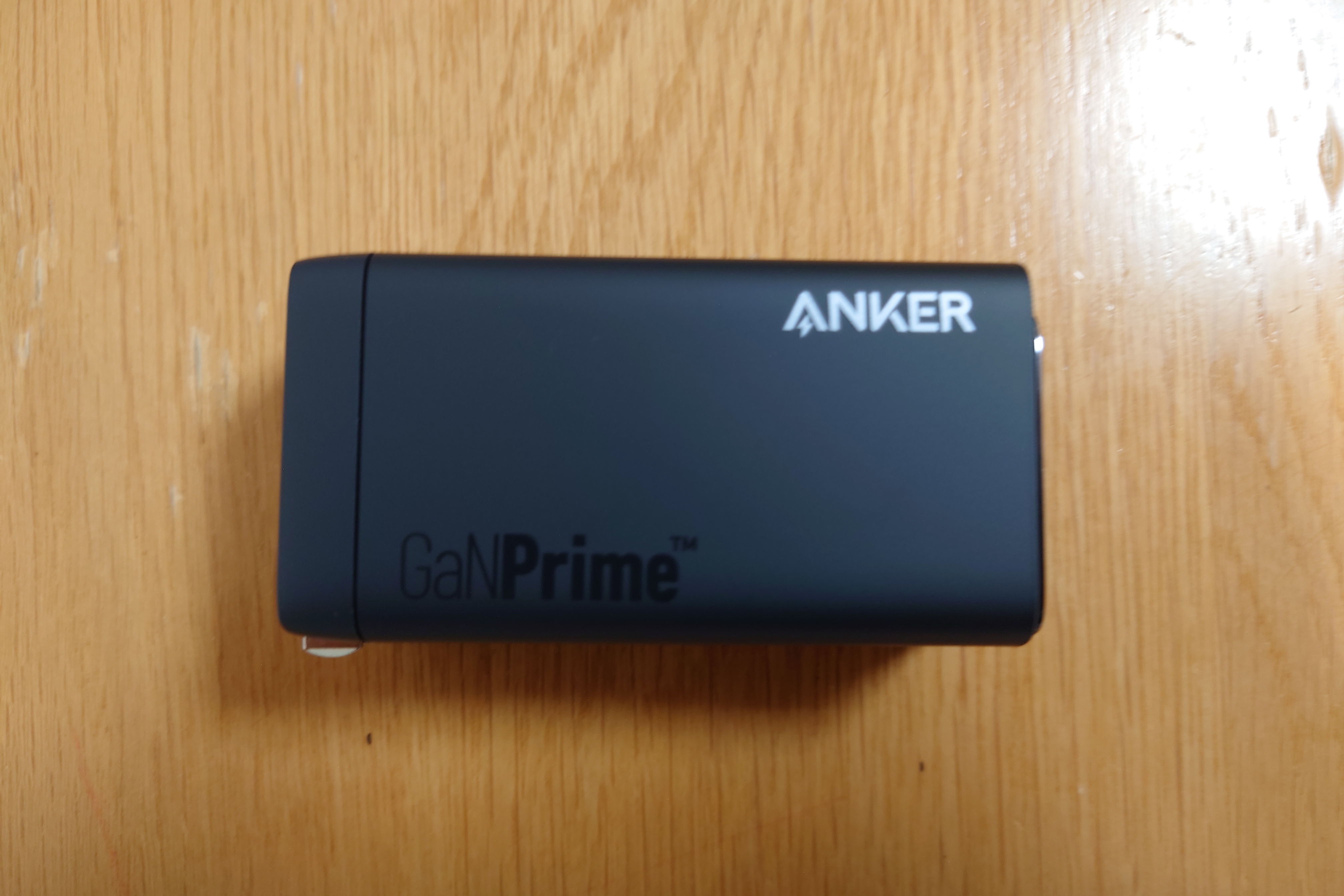 Anker製急速充電器(anker-737-charger)