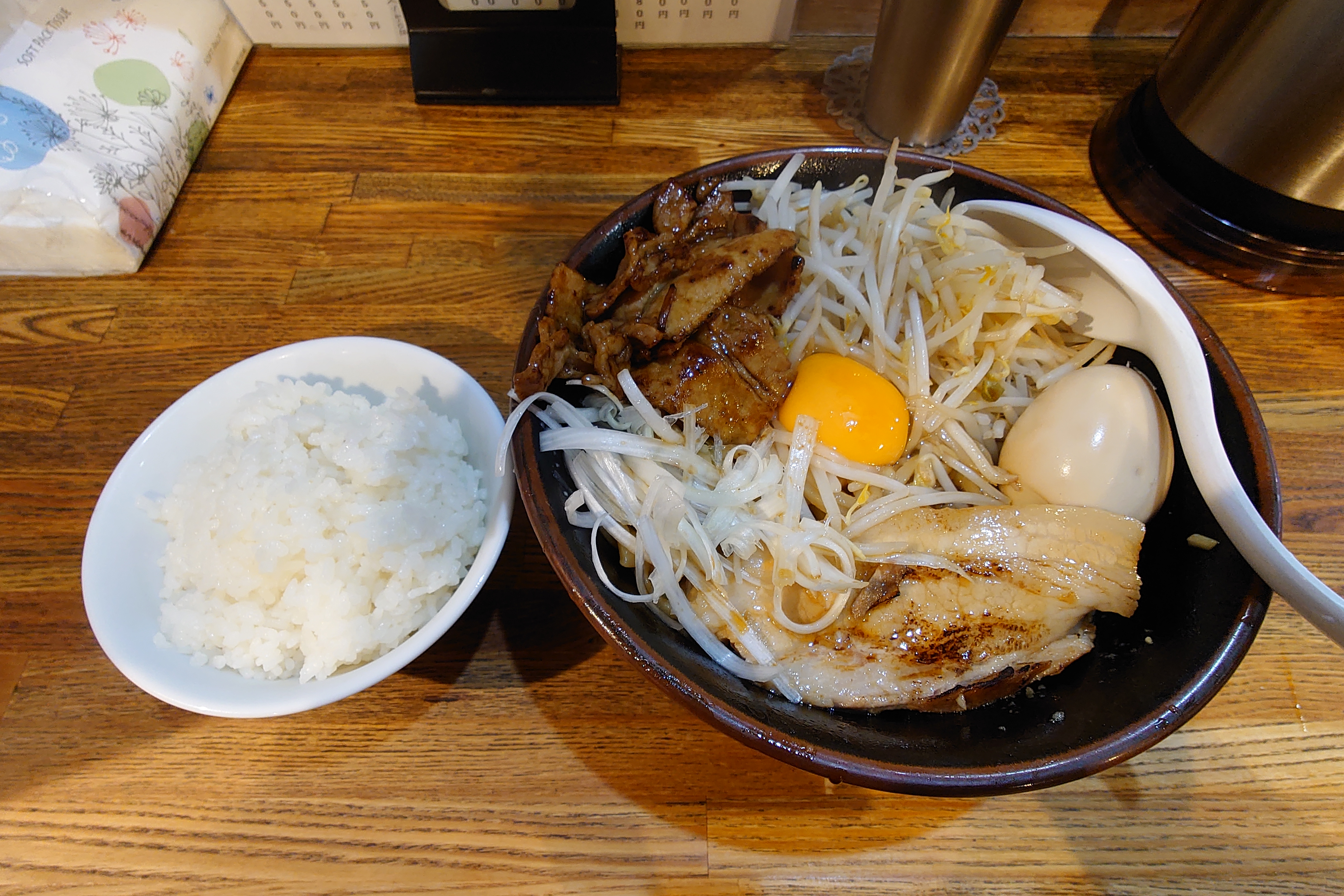 炙り醤油まぜそばスペシャル,麺屋五十六